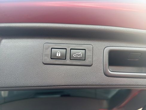 Used 2024 Subaru Forester Limited image 21