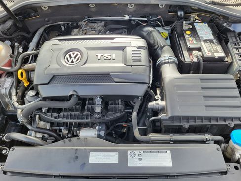 Used 2018 Volkswagen Golf Alltrack S image 17