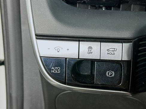 Used 2024 Hyundai Ioniq 5 SEL RWD image 17