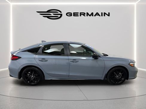 Certified 2025 Honda Civic Sport image 9