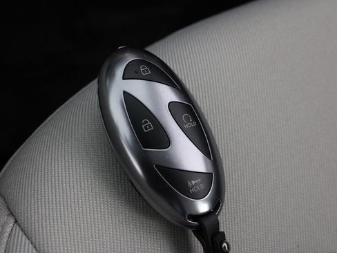Certified 2026 Hyundai Tucson SE FWD image 30