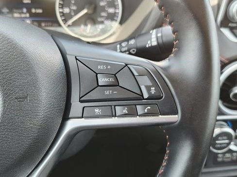 Used 2025 Nissan Sentra SR FWD image 29