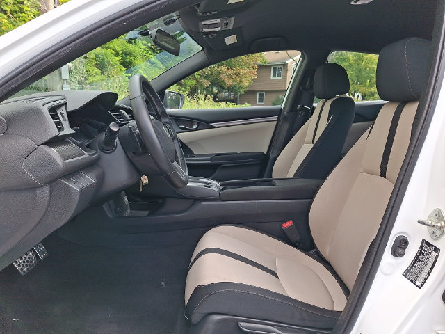 Used 2017 Honda Civic Sport image 13