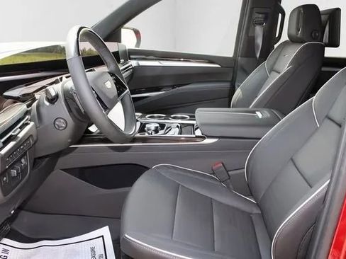 New 2025 Cadillac Escalade Premium Luxury w/ Touring Package image 9