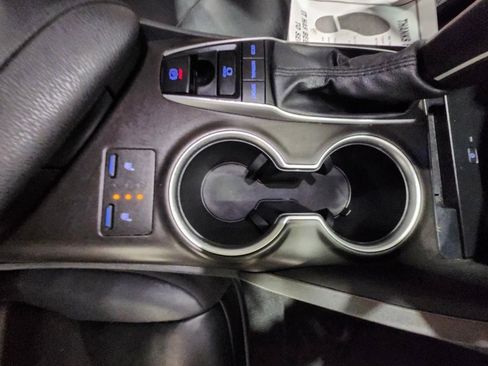 Used 2022 Toyota Camry XLE image 25