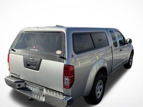 Used 2011 Nissan Frontier S w/ S Preferred Pkg image 7