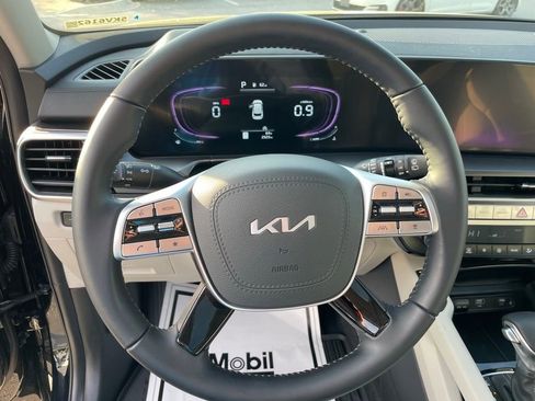 New 2025 Kia Telluride S image 14