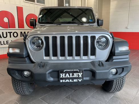 Used 2020 Jeep Wrangler Unlimited Sport S w/ Sun And Sound Package AWD/4WD image 3