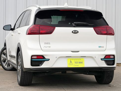 Used 2020 Kia Niro EX Premium w/ Cold Weather Package image 5