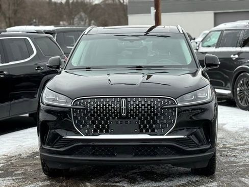 Used 2025 Lincoln Aviator Reserve w/ Illumination Package image 35