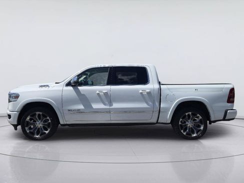 Used 2024 RAM 1500 Limited AWD/4WD image 2
