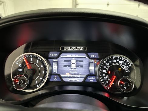 Used 2019 RAM 1500 Big Horn AWD/4WD image 25