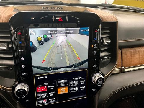 Used 2021 RAM 1500 Limited w/ Bed Utility Group image 19