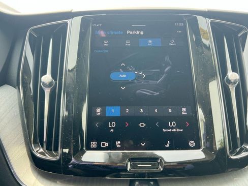 New 2025 Volvo XC60 B5 Plus w/ Protection Package Premier image 21