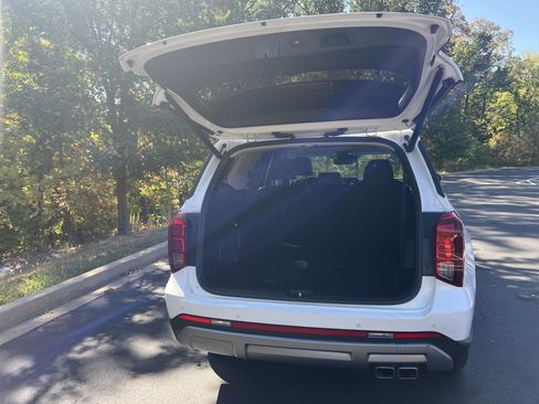 Used 2024 Hyundai Palisade SEL image 33