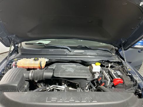 Used 2022 RAM 1500 Big Horn AWD/4WD image 12