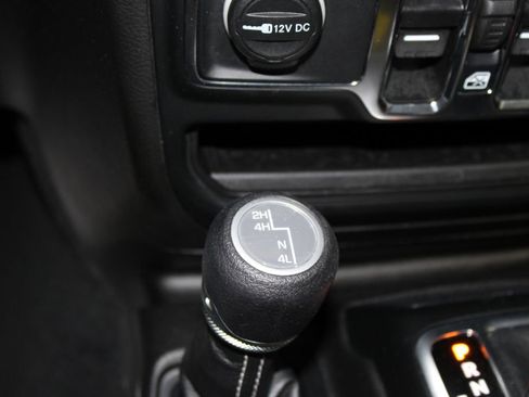 Used 2023 Jeep Gladiator Overland image 45