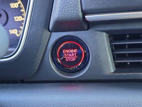 Used 2023 Honda Pilot Sport image 30