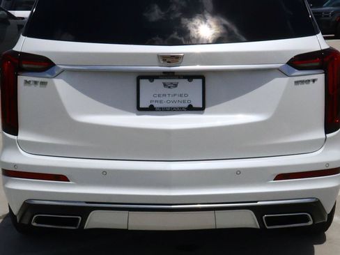 Certified 2024 Cadillac XT6 Luxury w/ LPO, Floor Liner Package FWD image 10