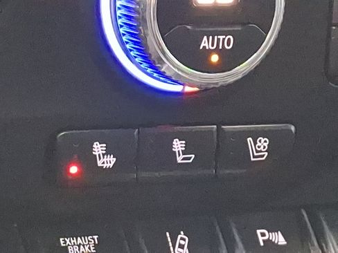 Used 2020 GMC Sierra 2500 SLT image 24