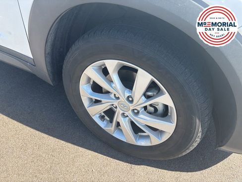 Used 2020 Hyundai Tucson SE AWD/4WD image 2