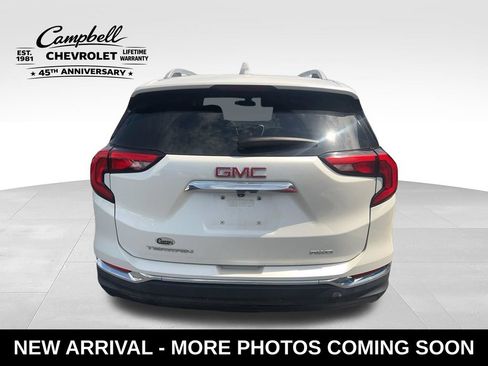 Used 2021 GMC Terrain SLT AWD/4WD image 4