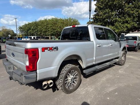 Used 2019 Ford F250 Lariat w/ Lariat Ultimate Package AWD/4WD image 4
