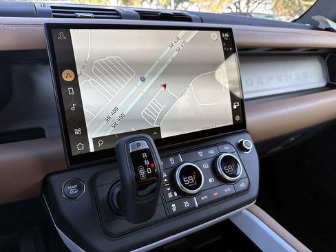 New 2026 Land Rover Defender 130 X-Dynamic SE AWD/4WD image 19
