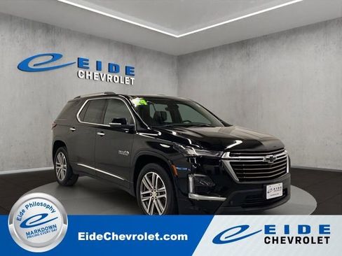 Used 2024 Chevrolet Traverse High Country AWD/4WD image 1