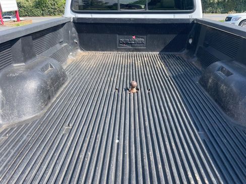 Used 2003 Ford F350 2WD Crew Cab DRW Super Duty image 5
