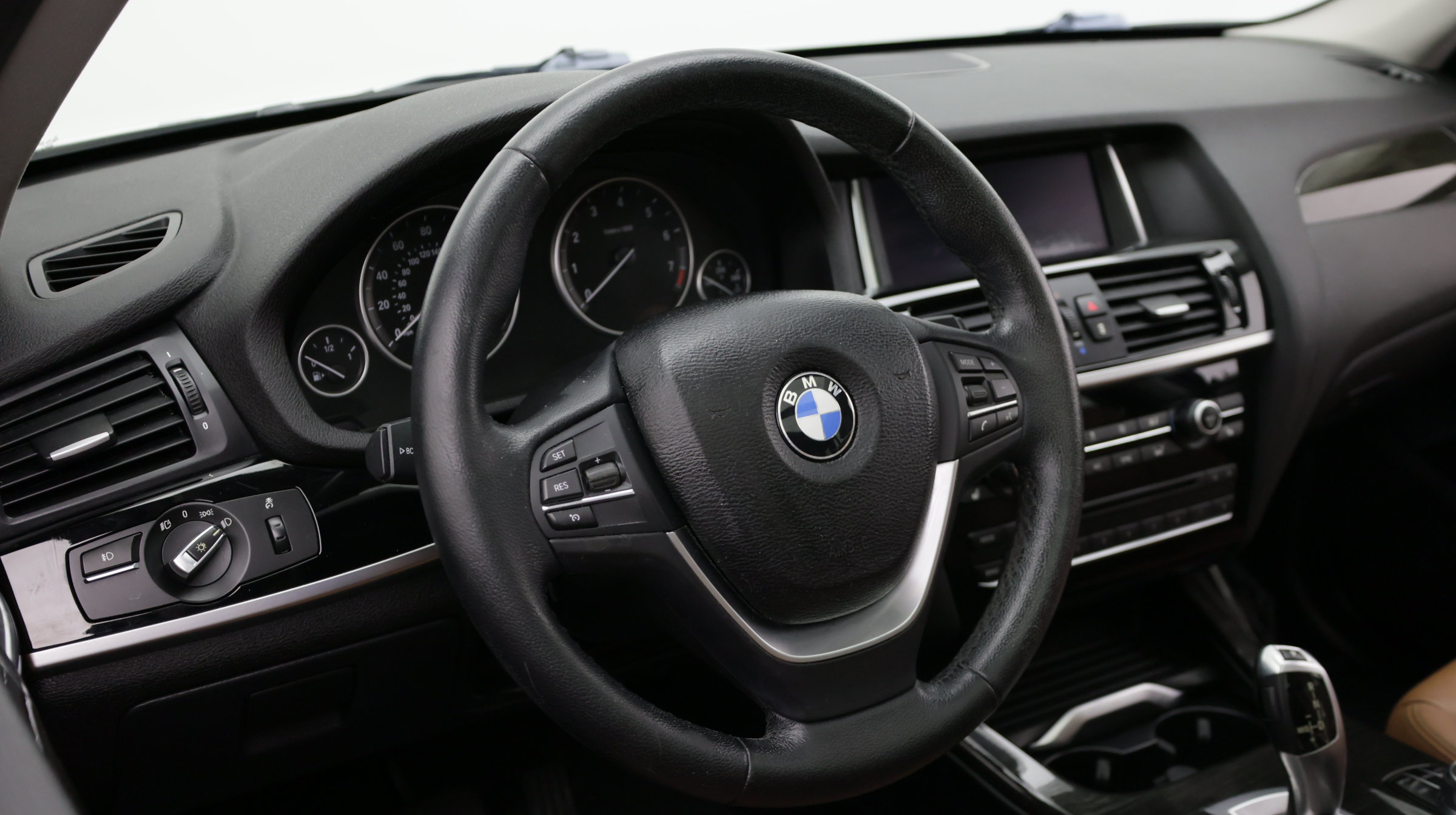 Used 2017 BMW X3 xDrive28i AWD/4WD image 11