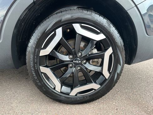 Used 2025 Kia Telluride S image 43