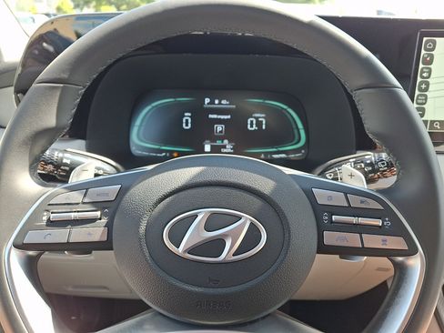 Used 2025 Hyundai Palisade SEL AWD/4WD image 18