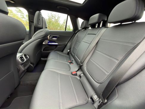 New 2026 Mercedes-Benz GLC 300 image 14