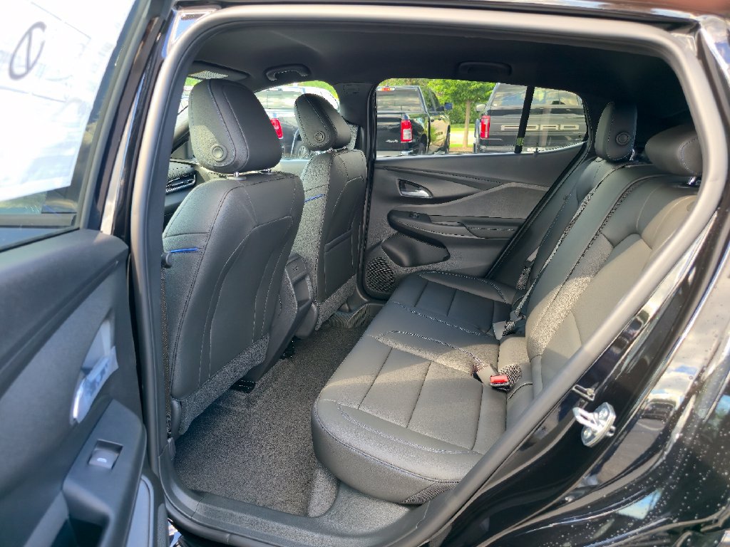New 2026 Buick Envista Sport Touring w/ Convenience I Package FWD image 23