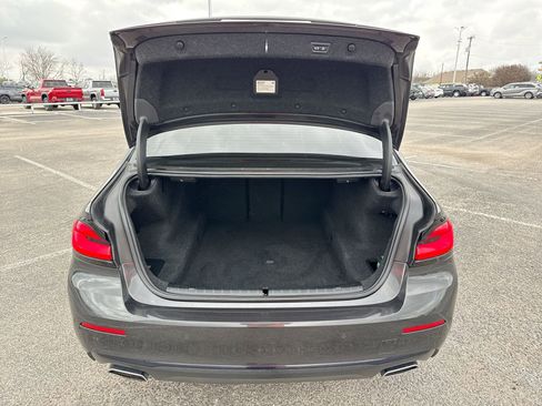 Used 2023 BMW 530i xDrive w/ Premium Package image 20