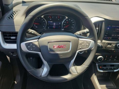 Used 2024 GMC Terrain SLE FWD image 22