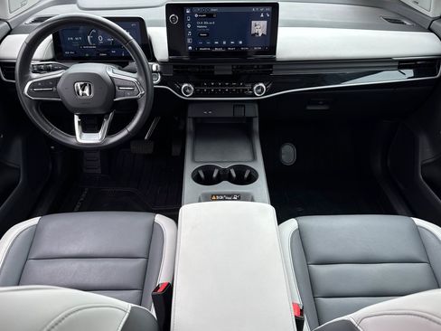 Used 2024 Honda Prologue Touring image 15