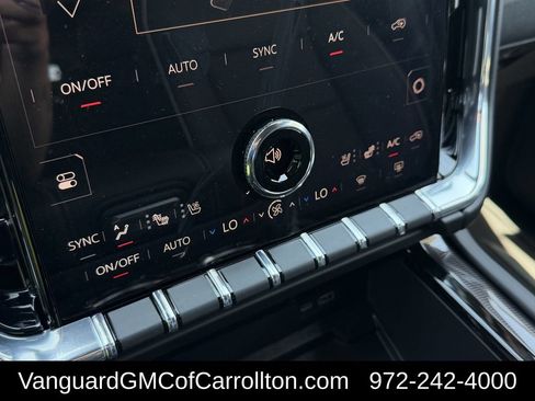 New 2026 GMC Yukon Elevation w/ Elevation Premium Package AWD/4WD image 17