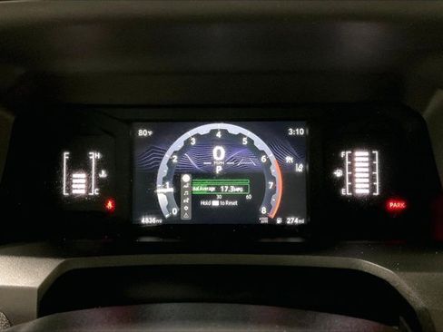 Certified 2025 Toyota Tacoma SR5 AWD/4WD image 21