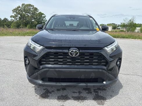 Used 2023 Toyota RAV4 XLE Premium FWD image 4