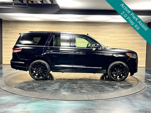 Used 2022 Lincoln Navigator Reserve AWD/4WD image 23