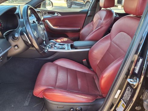 Used 2018 Kia Stinger GT2 image 30