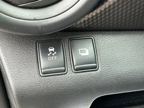 Used 2019 Nissan Kicks S w/ Exterior Package image 25