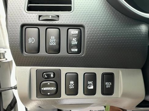 Used 2012 Toyota Tacoma 4x4 Access Cab V6 w/ TRD Off-Road Pkg image 14