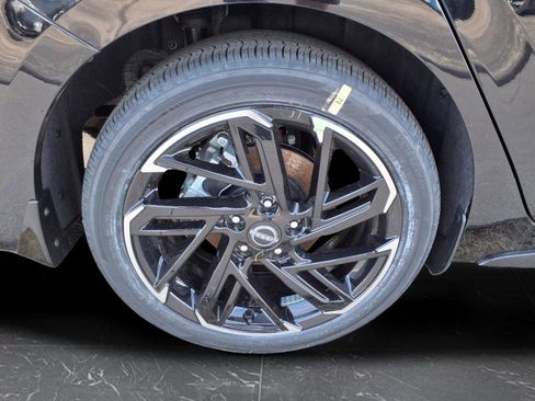 New 2026 Nissan Sentra SR w/ Floor Mat Package FWD image 59