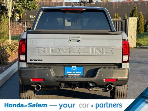 New 2026 Honda Ridgeline Black Edition image 7
