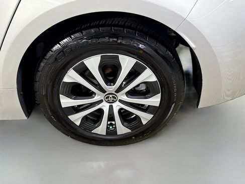 Used 2020 Toyota Corolla LE w/ Carpet Mat Package (TMS) FWD image 37