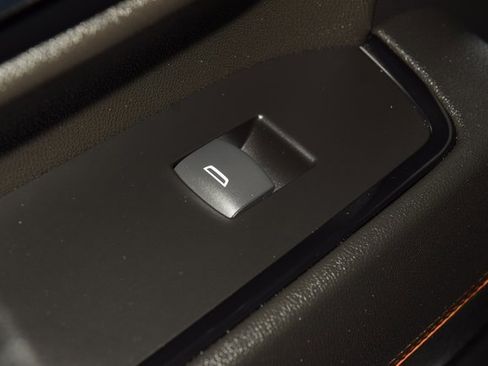 Used 2024 GMC Sierra 2500 AT4 w/ AT4 Preferred Package image 51