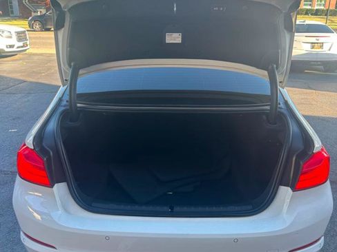 Used 2018 BMW 530i xDrive w/ Premium Package AWD/4WD image 19